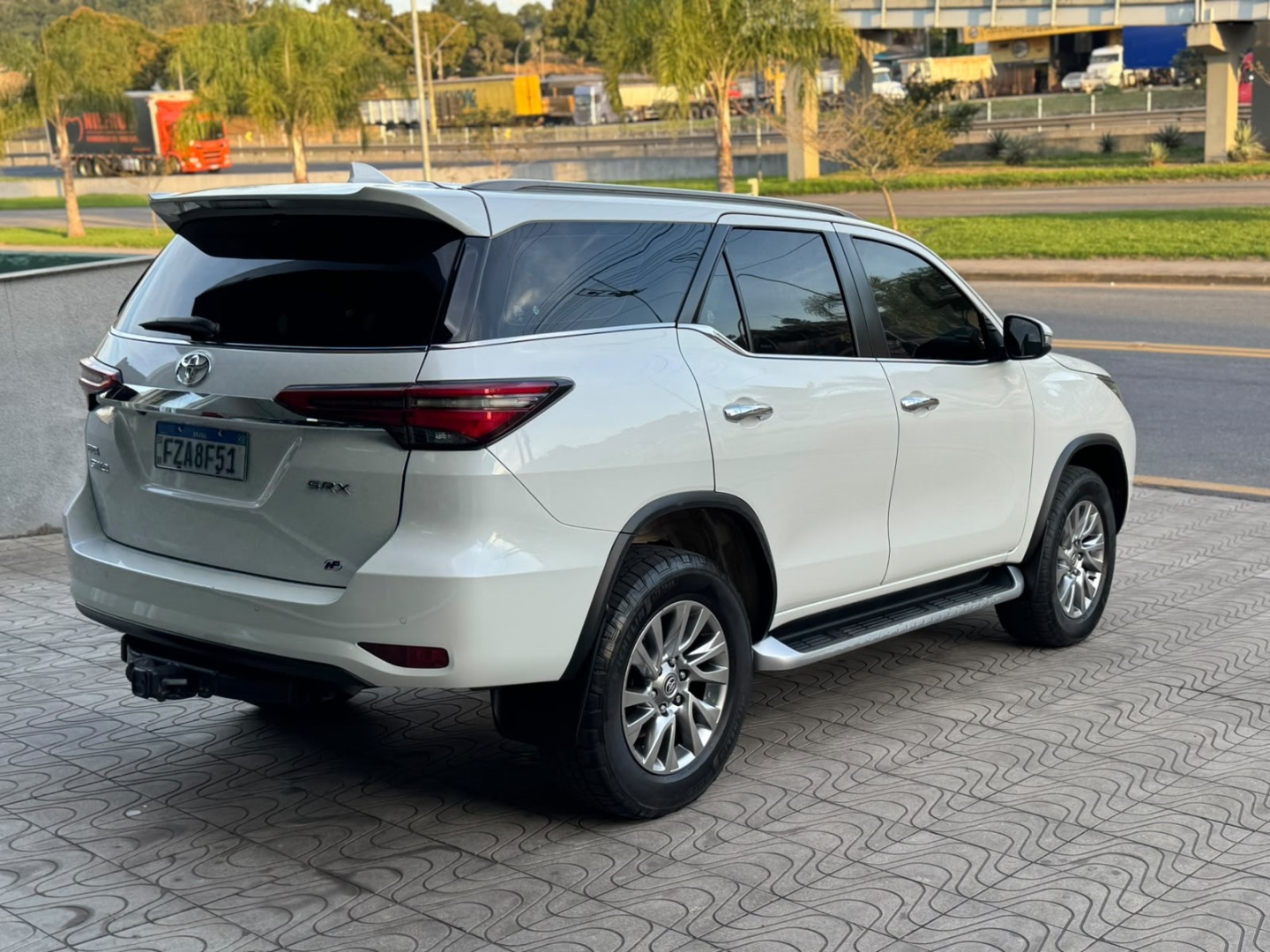 Toyota Hilux - Foto 6