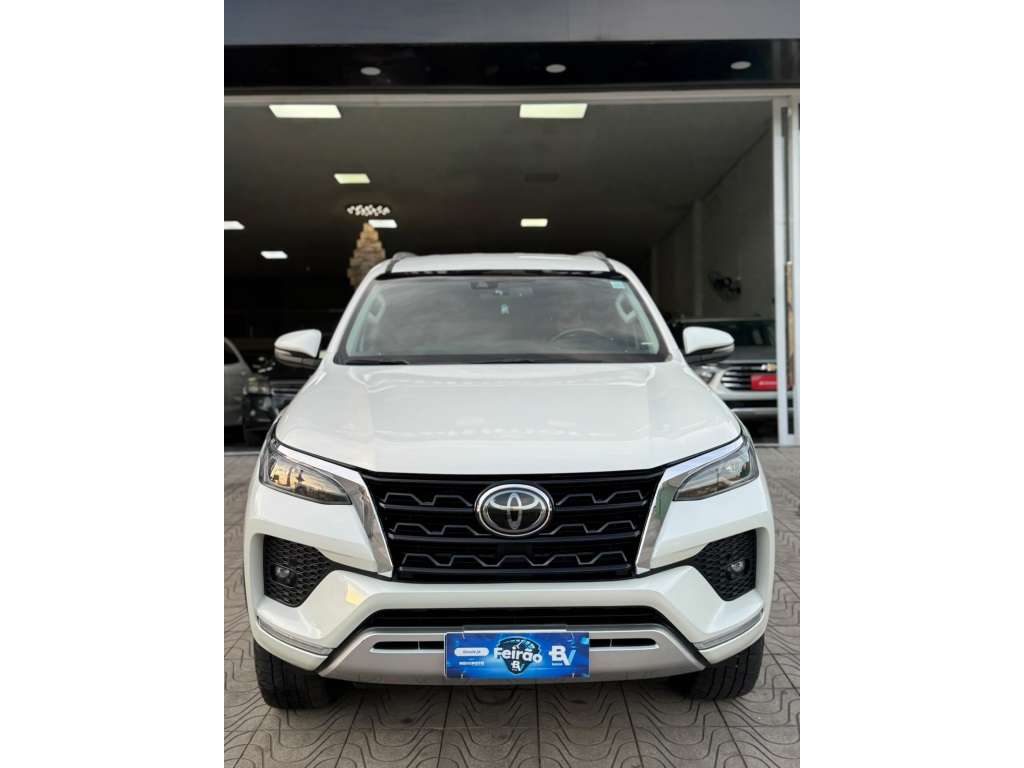 Toyota Hilux - Foto 4